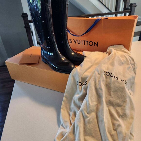Louis Vuitton Monogram Drop Flat High Rain Boots Size 41 with Dustbag and Box - Picture 5 of 8
